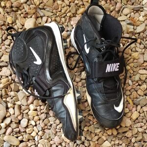 Nike football cleats, Mens size 13